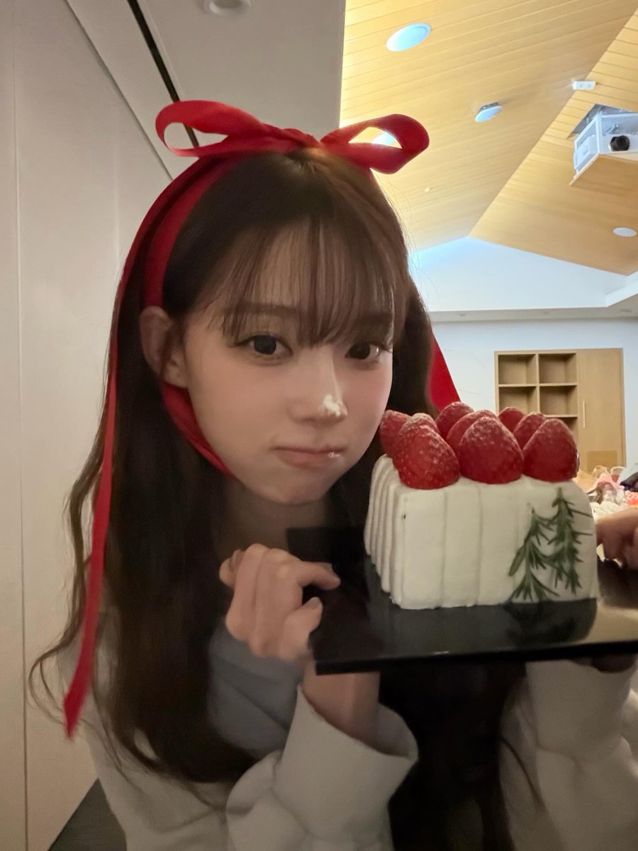 wntrult's tweet image. aespa WINTER in new pictures for her 25th birthday.