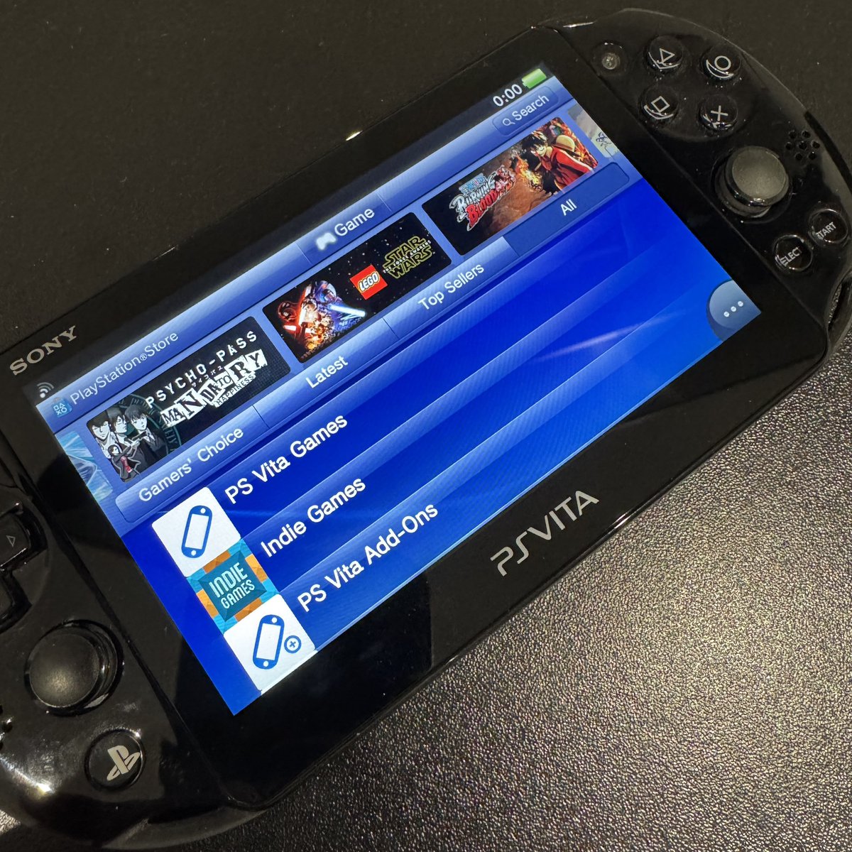 2_Old_4_Gaming's tweet image. It’s 2026 and the PSVita store is still working!