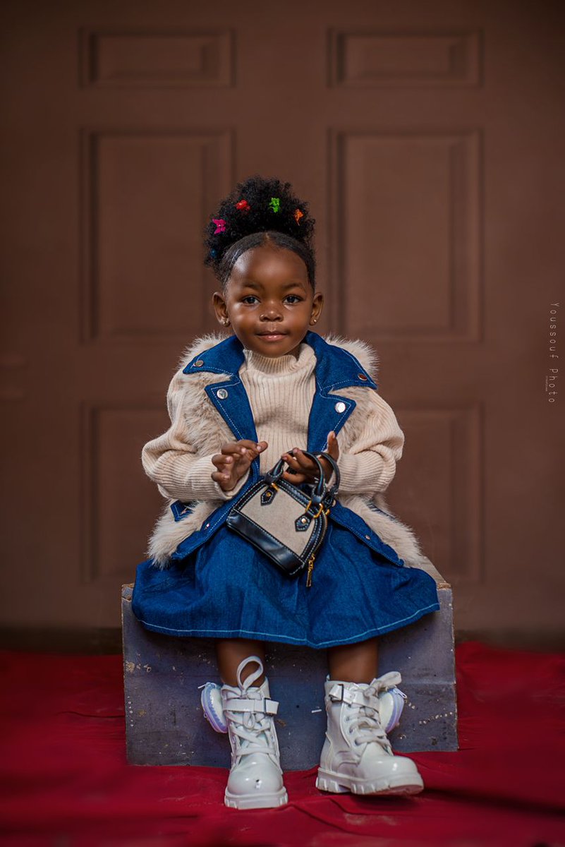 strong48805's tweet photo. Page rose 🌹 

🎄Joyeux anniversaire à ma fille Princesse...✍️ https://t.co/aGH97pLN3F