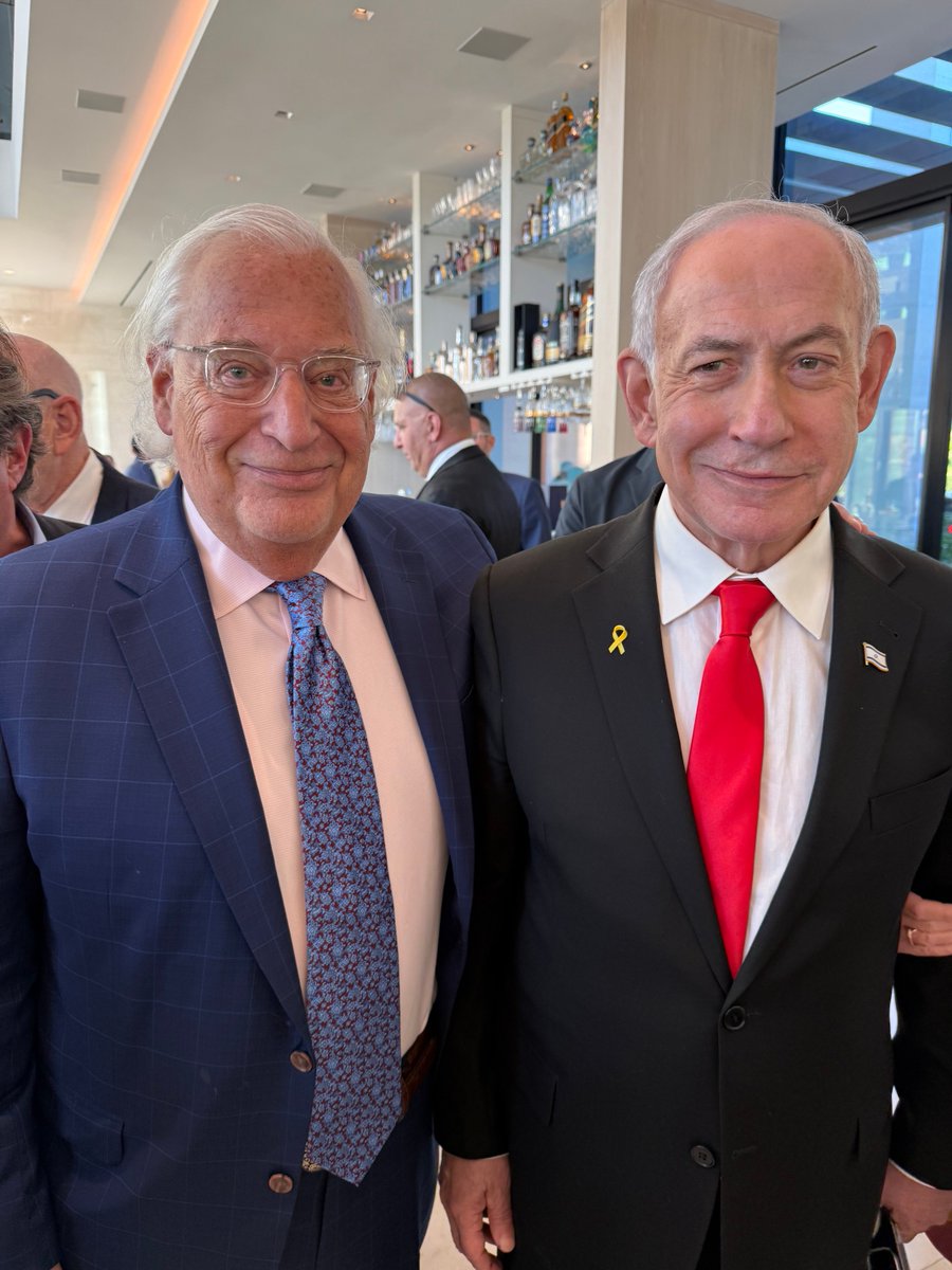 DavidM_Friedman's tweet image. Was an honor to greet ⁦@netanyahu⁩ in South Florida. His meeting with ⁦@POTUS⁩ once again serves to anchor the essential bond between the United States and Israel and demonstrates that Israel has no greater friend than Donald J. Trump!