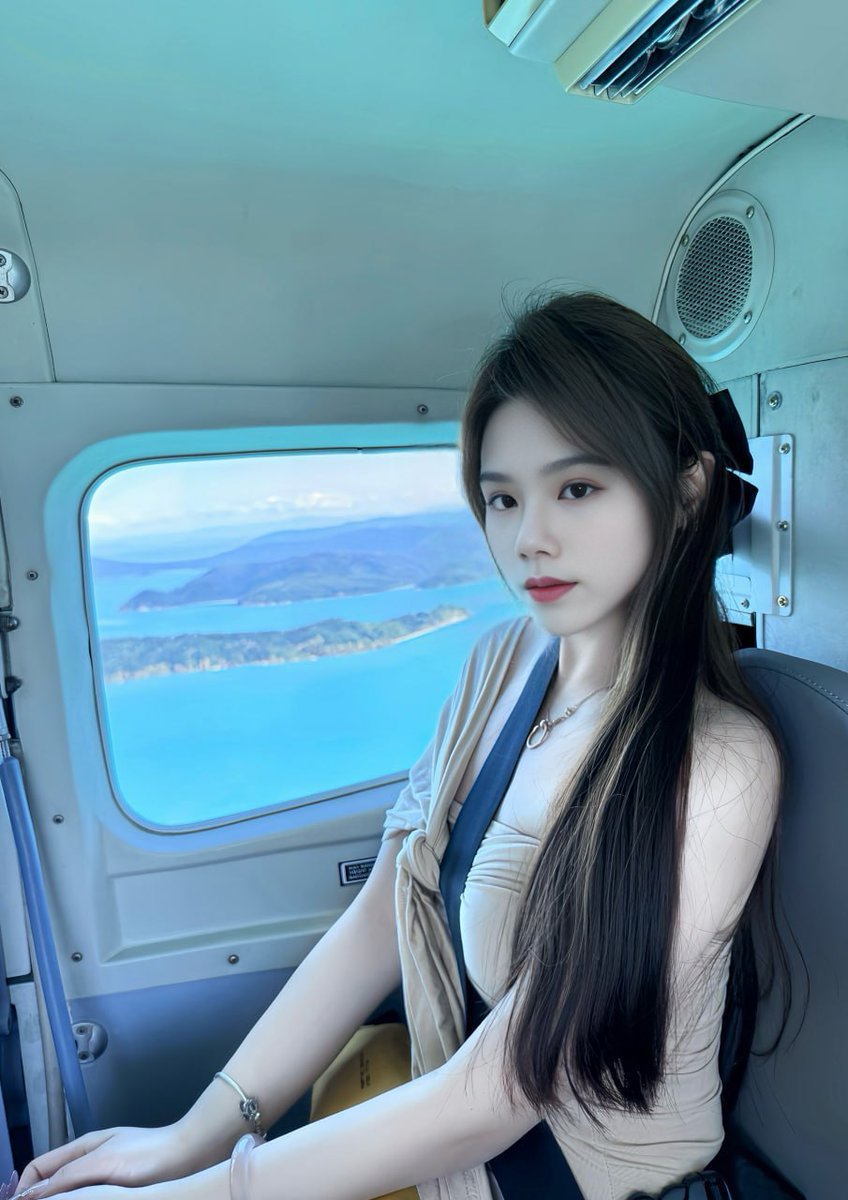 takuya_trainer's tweet photo. Thank you 2025 for the lessons ❤
Hello 2026 – stronger &amp; bolder #NewYear #ScorpioQueen #BossLady #LuxuryLife #2026Ready https://t.co/DbstDBi7lf
