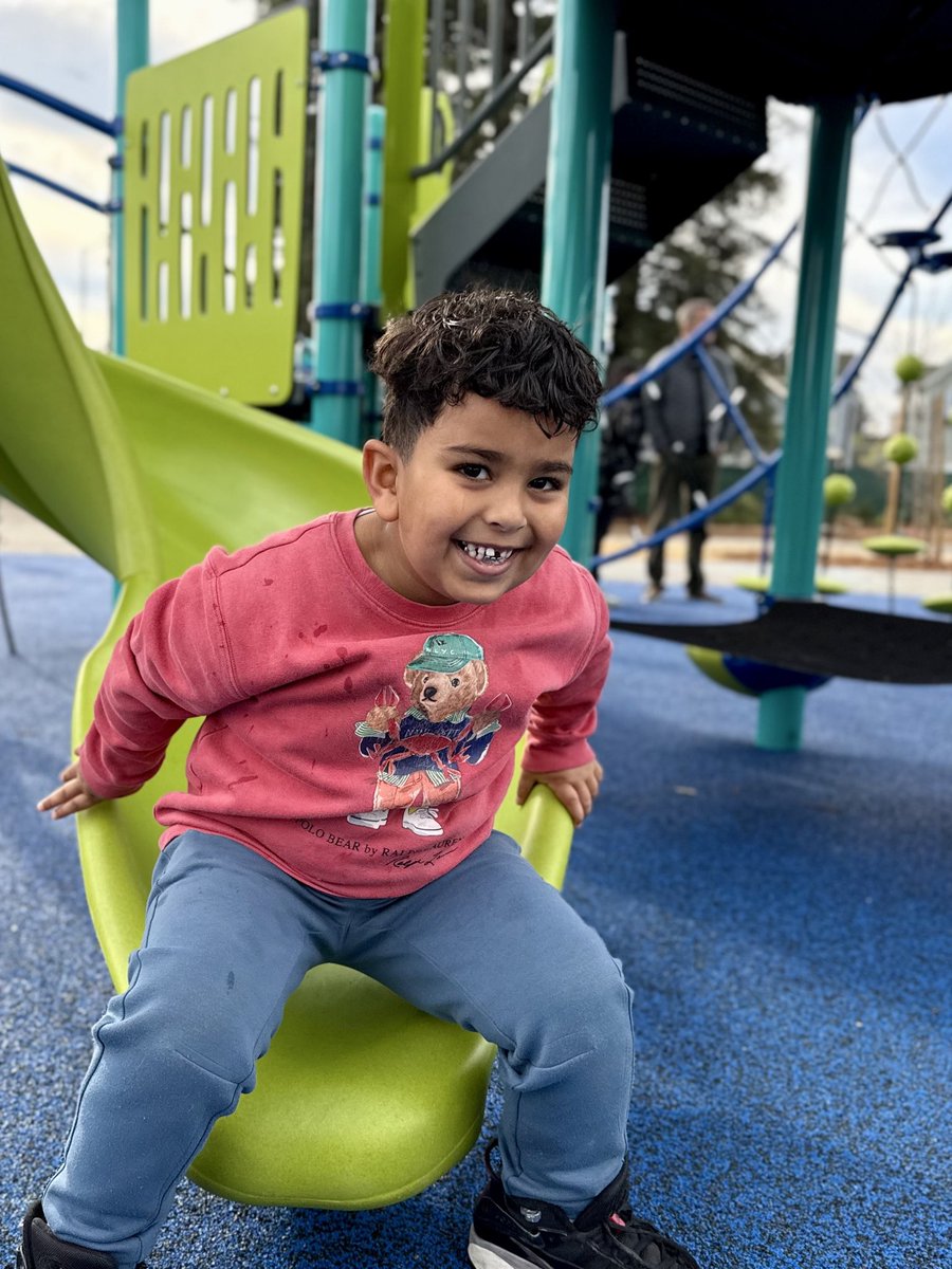 eatlearnplay's tweet image. As we move into the year ahead, your support helps us keep transforming the school experience for Oakland students—and opening doors to healthier, happier childhoods.

Make your impact today. Support Oakland kids with a gift now. give.eatlearnplay.org/campaign/75237…