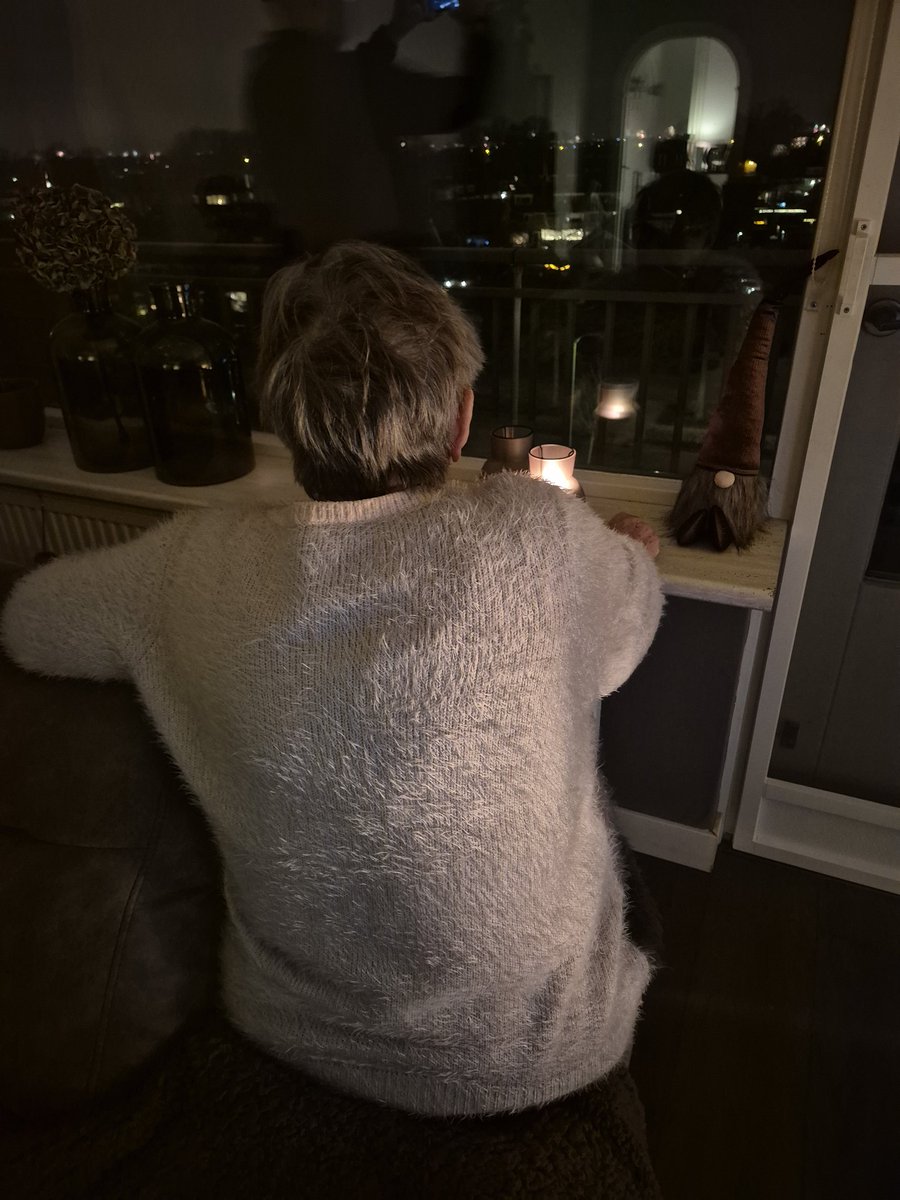 2026, ze heeft het maar mooi gehaald!! 💪✨️🥂 #mams #bikkelientje