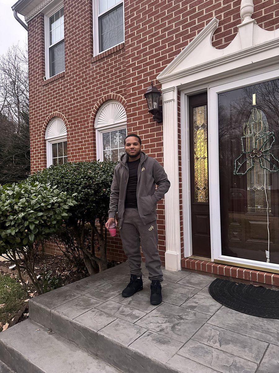 floydstpatrick's tweet image. 