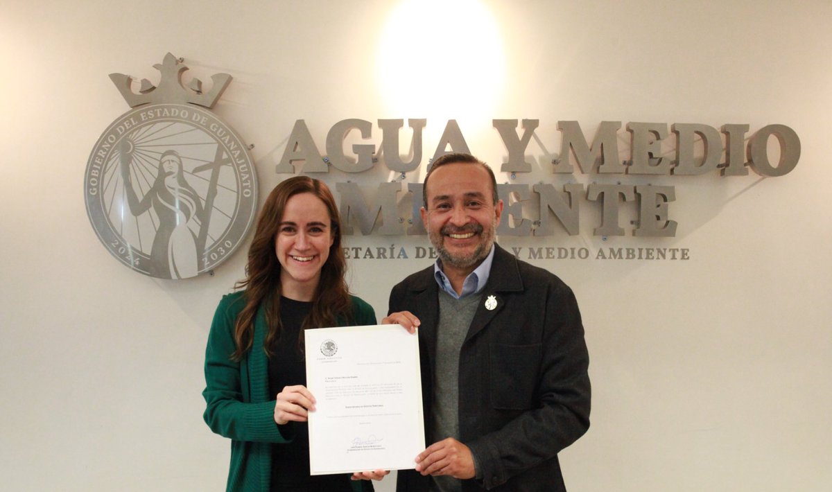 Sería mentira decir que fue un año sencillo, fue un año de muchísimo trabajo. 

Gracias por la oportunidad, la confianza y, sobretodo, por predicar con el ejemplo  🙌🏼 <a href="/LibiaDennise/">Libia Dennise</a>, <a href="/joselaralona1/">José Lara Lona</a>.

2025 fue de mucha siembra, nos vemos en el 2026 para la cosecha.