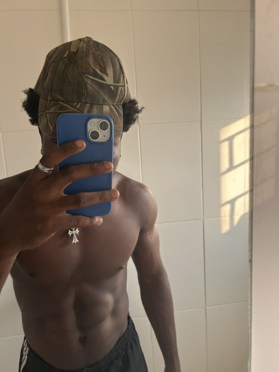 LU$O🦇 tweet media