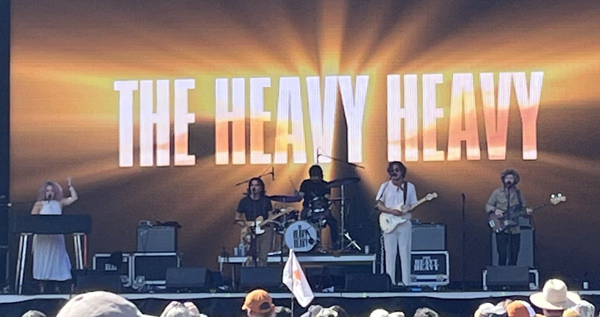 A cool performance from The Heavy Heavy (<a href="/theheavyheavyuk/">The Heavy Heavy</a>) <a href="/aclfestival/">ACL Festival</a>