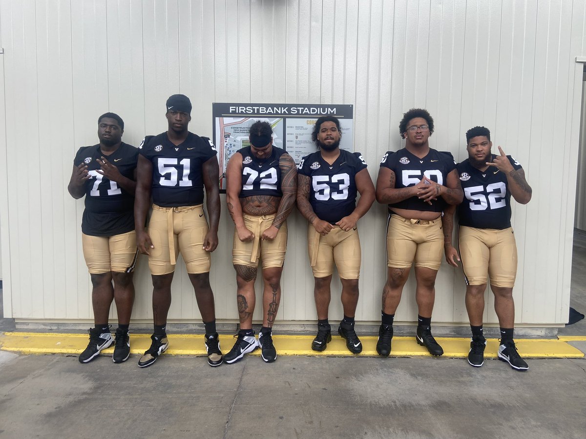 Isaia Glass 🇦🇸💭 tweet media