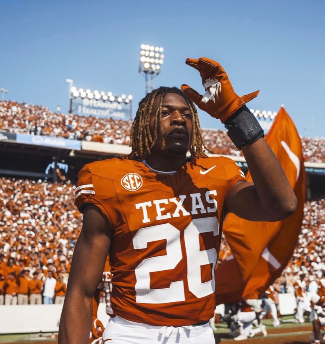 OneStopHorns's tweet photo. Ty’Anthony Smith in the Citrus Bowl:

⚫️ 9 Tackles (led team)
⚫️ 1 TFL
⚫️ 2 INT

Look at this kid GO 🌪️ https://t.co/izu1UzlgyI