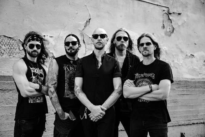 #NewIn2026
Soen — Reliance
📅 16 de enero de 2026

Soen vuelve con Reliance, un álbum que promete profundizar aún más en su identidad dentro del metal progresivo contemporáneo. La banda sueca se ha ganado un público fiel gracias a composiciones emotivas, complejas y