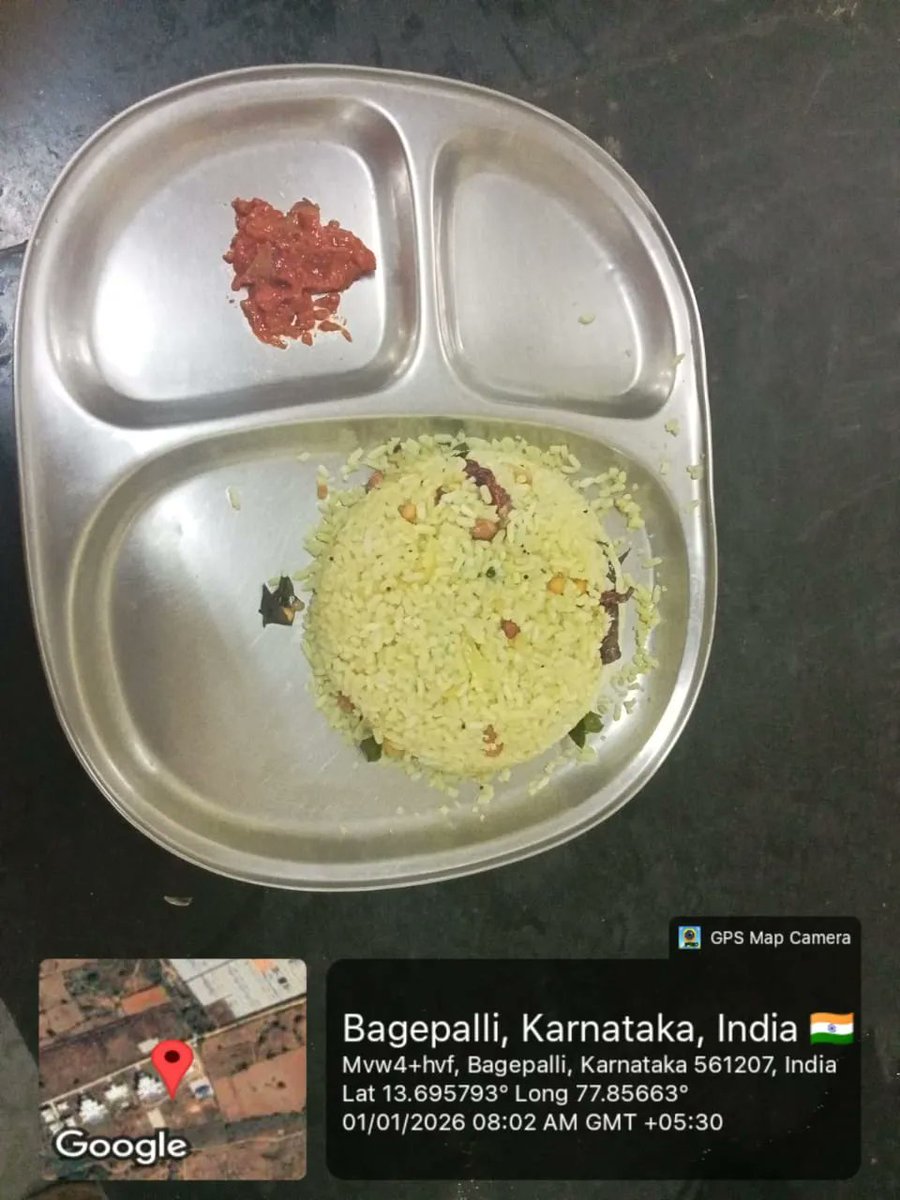 MorarjiSC52's tweet photo. Breakfast  #SocialAudit_SWDMeals #SocialWelfare_Karnataka https://t.co/XdF0Upig58