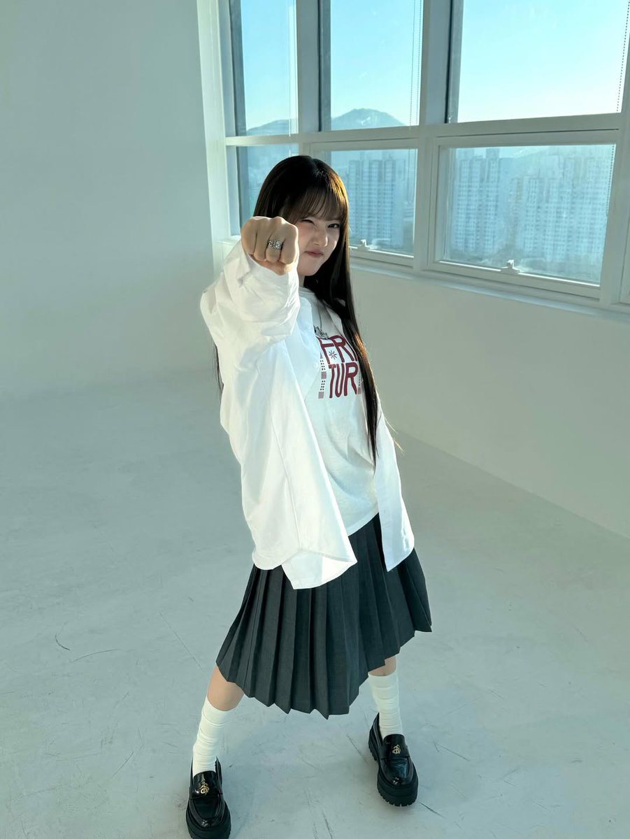 Yerin tweet media
