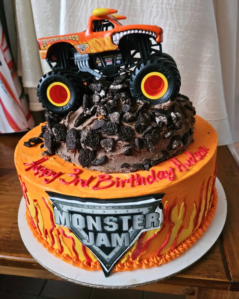 casualgourmet's tweet image. Snips and snails and puppy dog tails...
Custom-created cakes from The Casual Gourmet make every birthday memorable.
#CasualCakes #CapeCodBaker