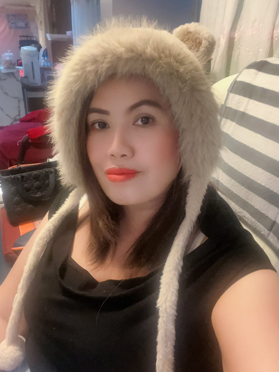 สวัสดดีปีใหม่ขอให้คุณลูกค้าทุกคนสุขภาพแข็งแรงคิดสิ่งใดขอให้สมปราถนาโชคดีร่ำรวยตลอดปีและตลอดไปนะค่ะขอบคุณทุกอย่างที่คอยอุดหนุนพี่หมอ❤️รักคือเก่าค่ะ