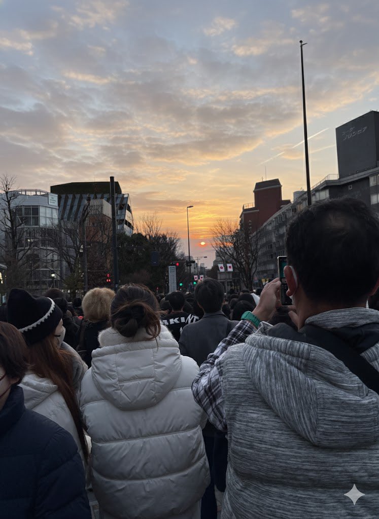 fillnotes's tweet image. あけおめ
これは表参道に行ったけど曇って中々見えなくてGeminiに作ってもらった偽日の出