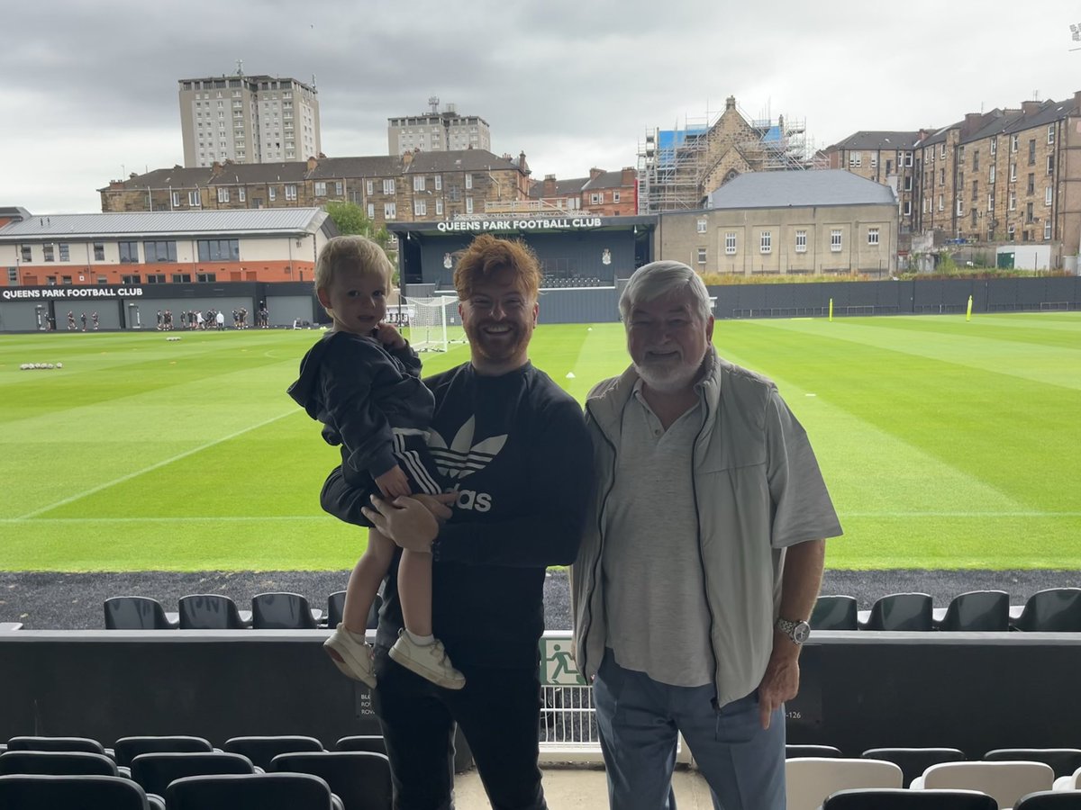 arober79's tweet image. 2025 had some twists &amp;amp; turns. Let’s see what 2026 holds