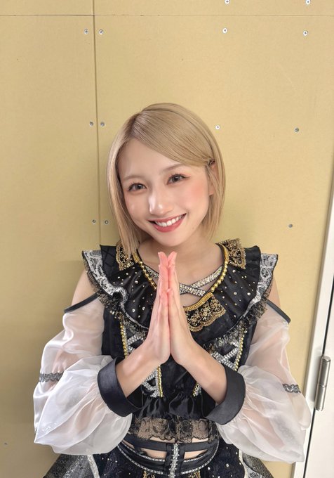 塩月希依音のTwitter画像23