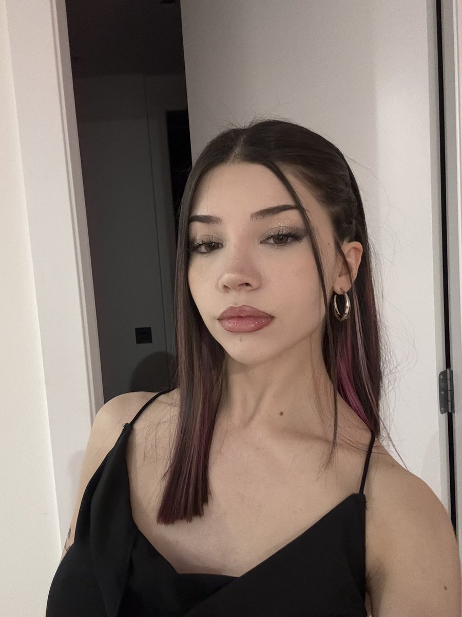 _amandaaalopez's tweet image. 