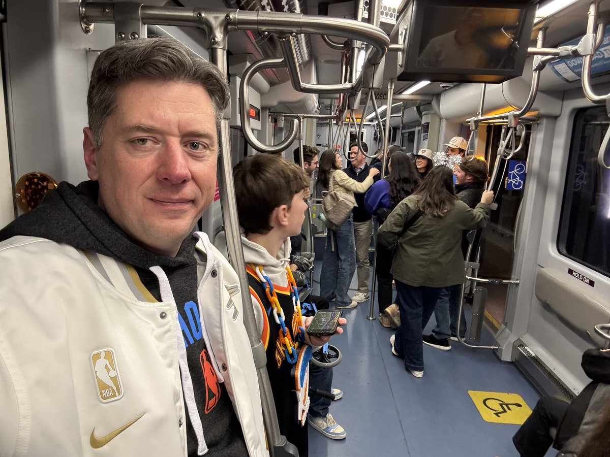 davidfholt's tweet image. Streetcar and RAPID runs till 2 a.m. tonight!   And it’s all free today!   @EMBARKOK