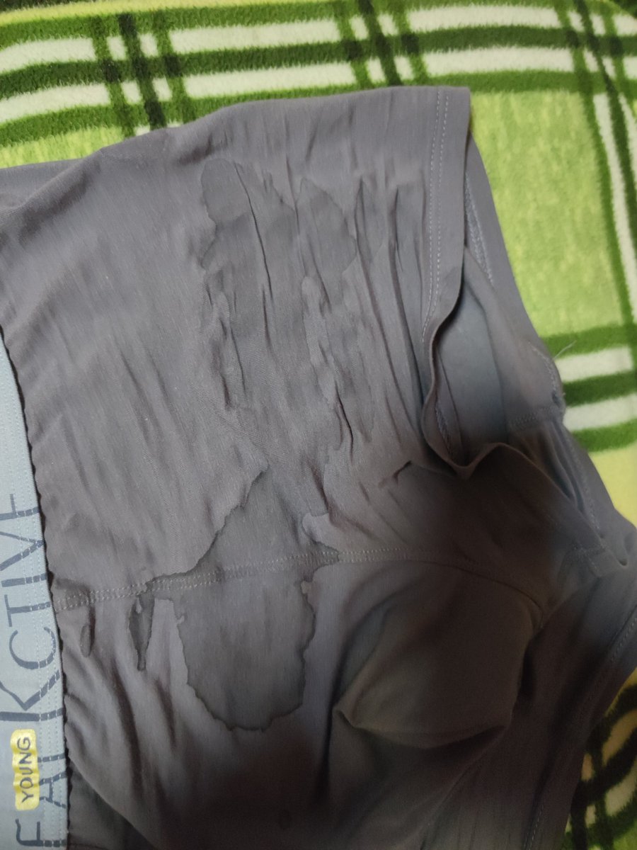 新的一年从内裤湿了开始。早安。