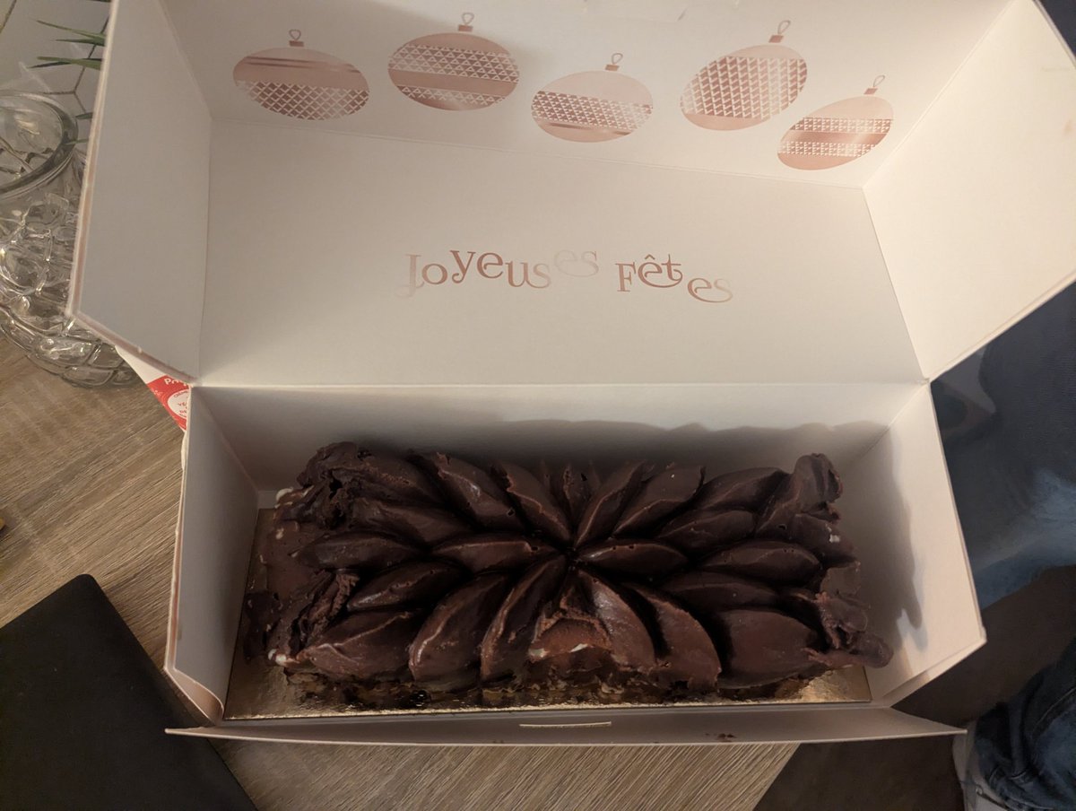 ✨Macaroni Intergalactique ✨ tweet media