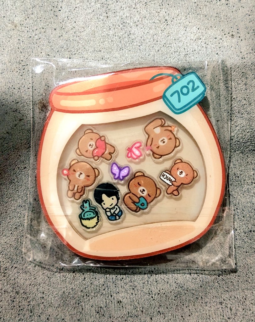 Hiiiiii    มีของขวัญปีใหม่สำหรับ 2 นุช นะคะ
ขอสิ่งที่นุชอยากบอกกับเฮียเมื่อเราได้เจอกันอีกครั้ง ไม่ว่าในโซเชียล หรือตัวจริง reply ใต้โพสนี้นะคะ สุ่มพรุ่งนี้ เวลา 7.02 ค่าาา 🩵🦋
#เป๊กผลิตโชค
#PeckPaLitChoke