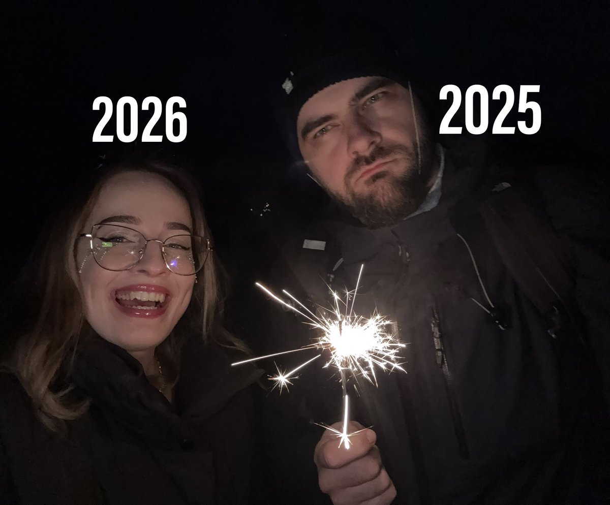 Sakebinii tweet media