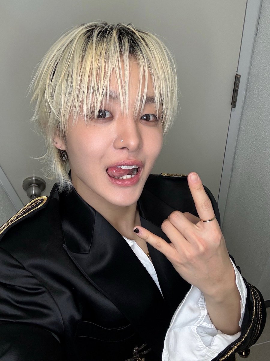 ๐ Jihoon. tweet media