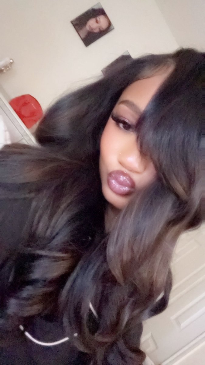 Kayethebrat's tweet photo. hair >>> https://t.co/dH5kpUnj7c