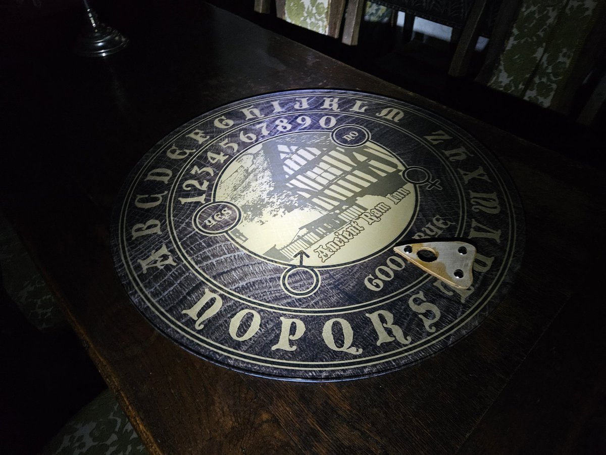 RJonTourUK tweet media