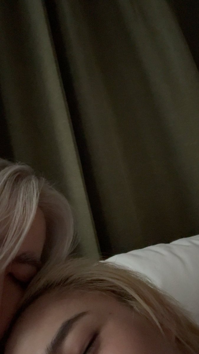 NewPanich's tweet image. FELIZ AÑO NUEVO HIJAS DE PUTAAAAAA