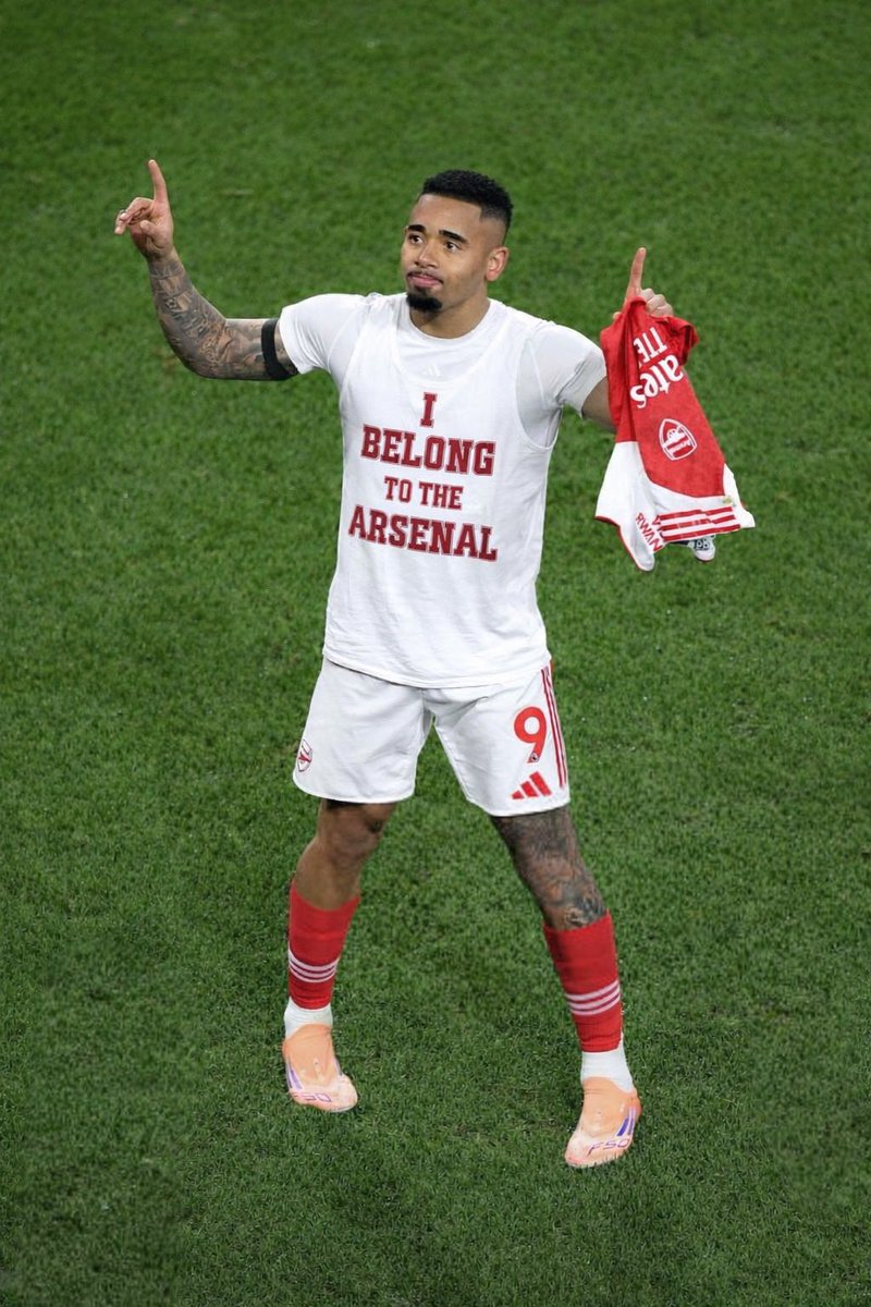 LiamBr182's tweet photo. We love him 

#arsenal #GabrielJesus #afc https://t.co/ZCuMzo4B32