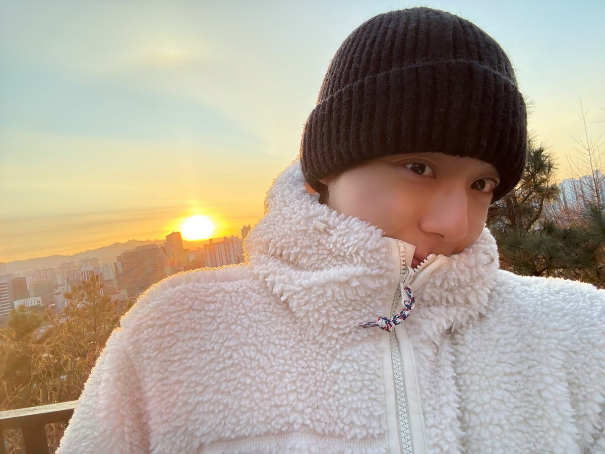 유영｡:°ஐ tweet media