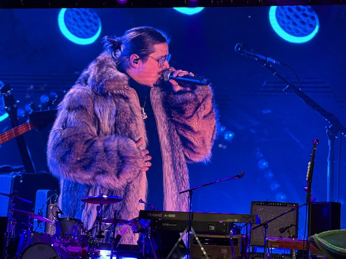 Stefan Tribble tweet media