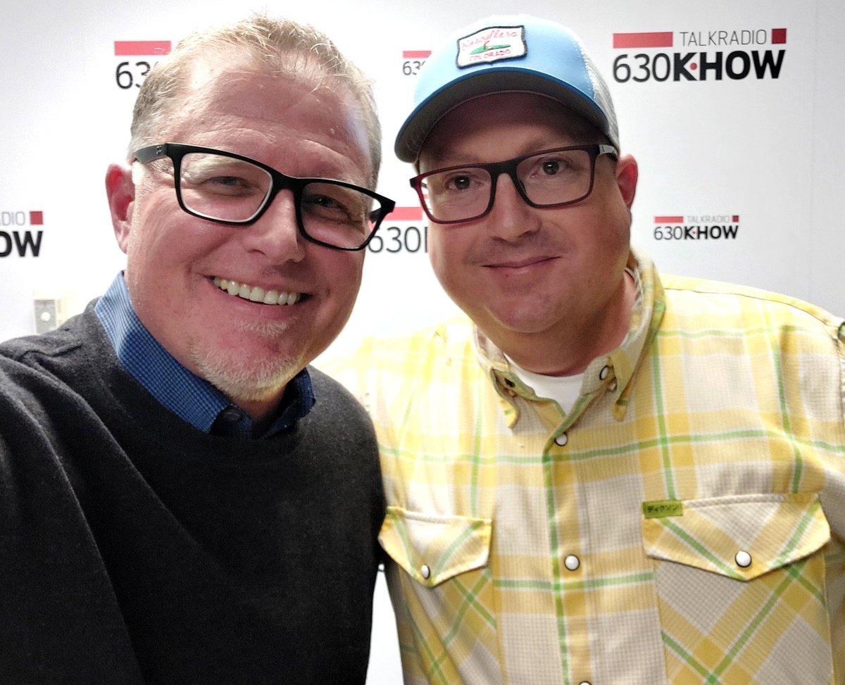 🫡 A pleasure to be with the great <a href="/BroadcastJesse/">J D T</a> on <a href="/630khow/">630 KHOW</a> to wrap up 2025!
📻👋🎉 Happy New Year, friends.