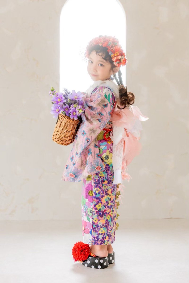 - ̗̀ ☆*𝗛𝗔𝗣𝗣𝗬 𝗡𝗘𝗪 𝗬𝗘𝗔𝗥 ! ! ☆* ̖́-

2026年も　たくさんの事に挑戦して
頑張っていきます❣️

今年も　よろしくお願いします🍓✨

#あいあい　#広島モデル撮影会　#CHURROS