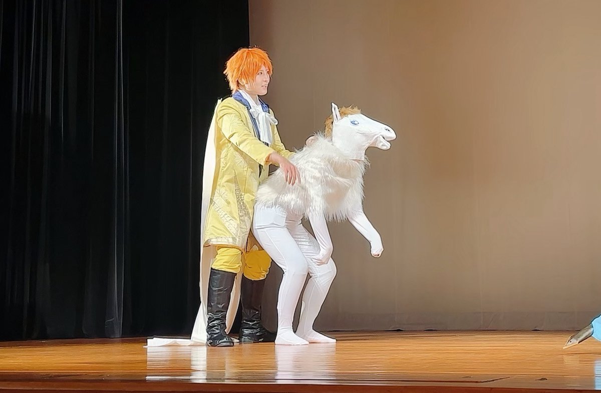 明けましておめでとうございます🎍🐴🎍
午年なので大好きなこれを載せときます。
今年も楽しく生きていきます、よろしくお願いします🙇‍♀️ ̖́-
 #花と馬の王子さまin大阪公演