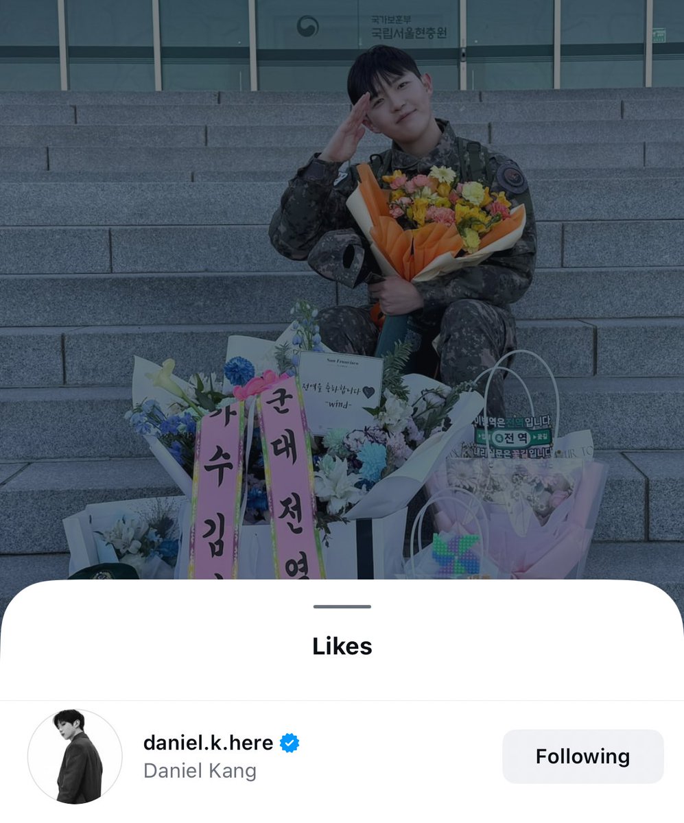 madeinjuly96's tweet image. ไอแดนกดตุ่มเริ้บเพื่อนแตนปลดประจำการ คงคิดในใจละมั้งว่าคนต่อไปคือกรุสินะ 5555555555555555555555555