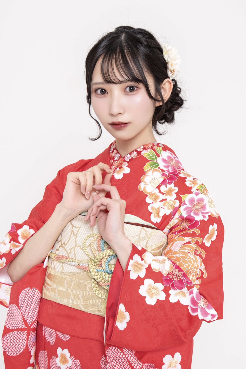 kingsari_riko's tweet photo. あけましておめでとうございます❤︎ https://t.co/4OdKN85k9E