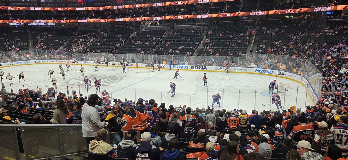 DeanLockwood's tweet photo. Go oilers https://t.co/kEZeHEul25