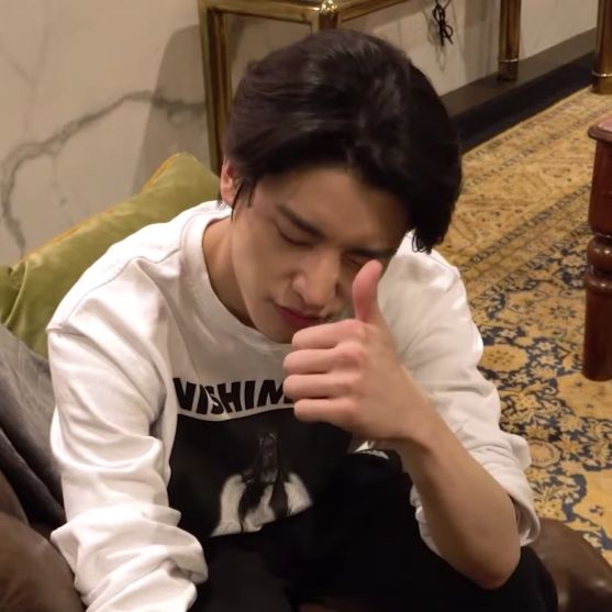 gsimjaeyun's tweet image. Happy new year pph, makasih udah ajak Juan gabung ke gdm enha x txt ini, gdm campur pertamanya Juan. Pph makasih udh bangun ENROW dengan baik bareng Umi dan Abah, gak mudah buat konsisten bangun sq yang udah lama dan dikenal ini, love you all!