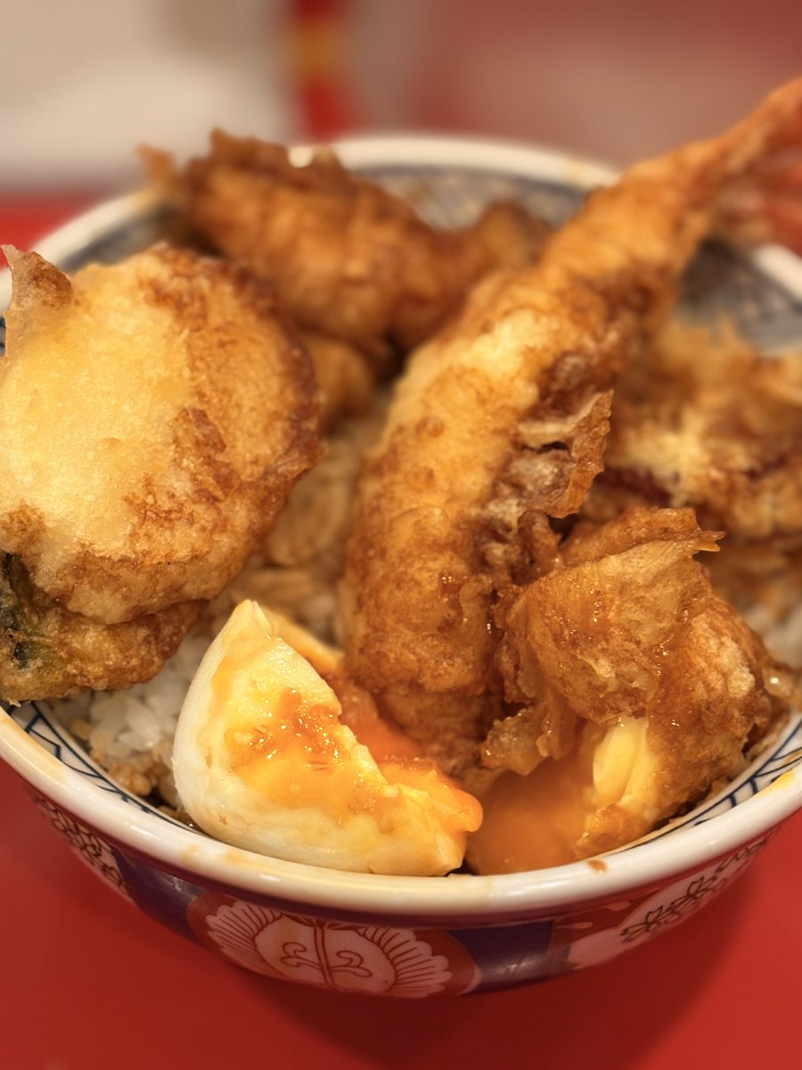 揚げ物いってもーたー
天丼いってもーたー