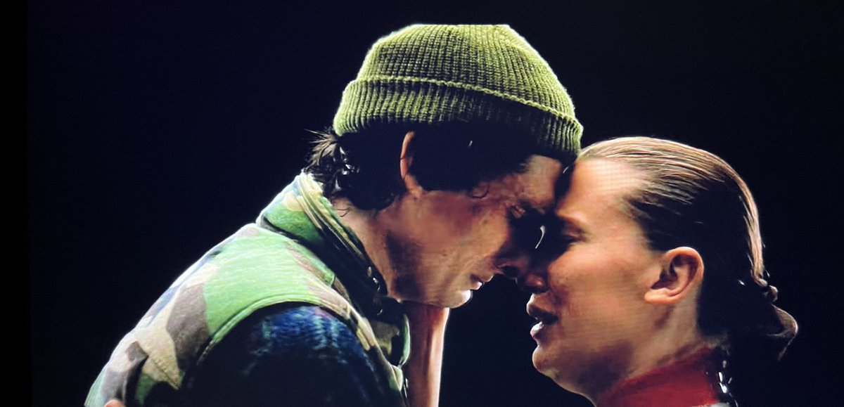 “please don’t leave me el” the ily and the kiss. mileven you were the greatest ship