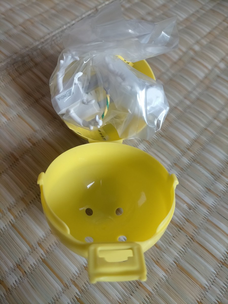 コンセクツ5種類をコンプリート☺️300円×8回＝2,400円分ガチャガチャ