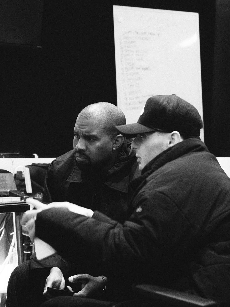 New picture of Ye and peso pluma posted on instagram🔥