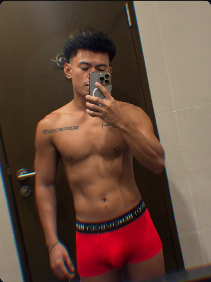 CurlyStud tweet media