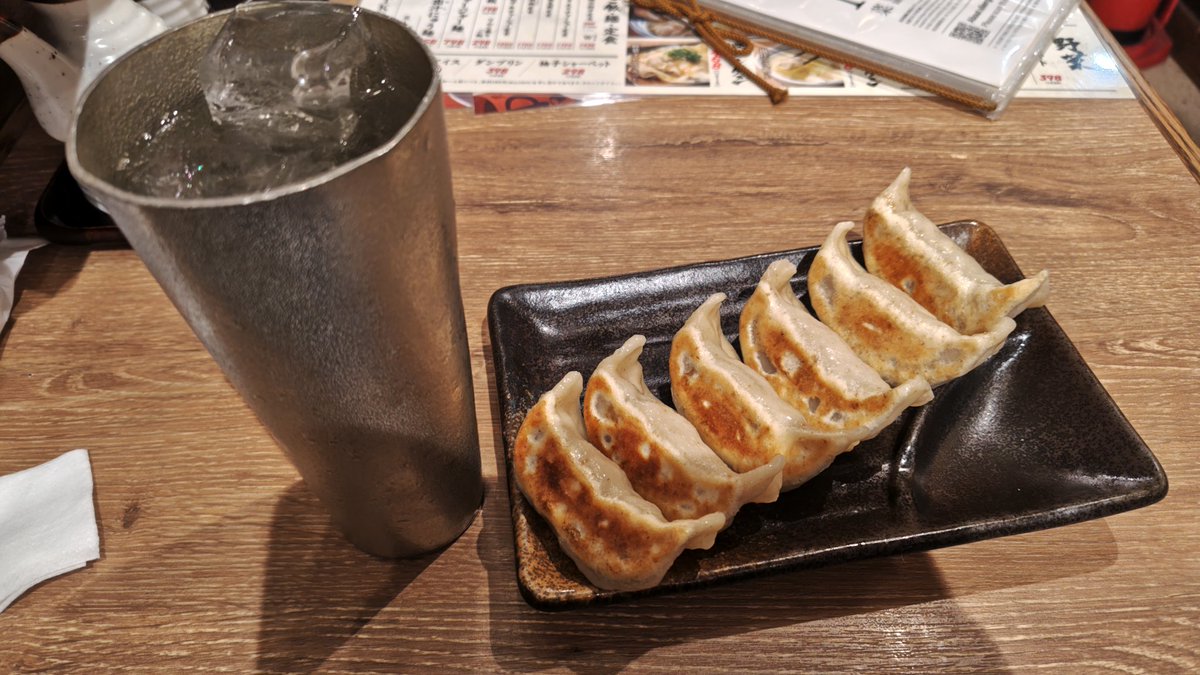 もでふ tweet media