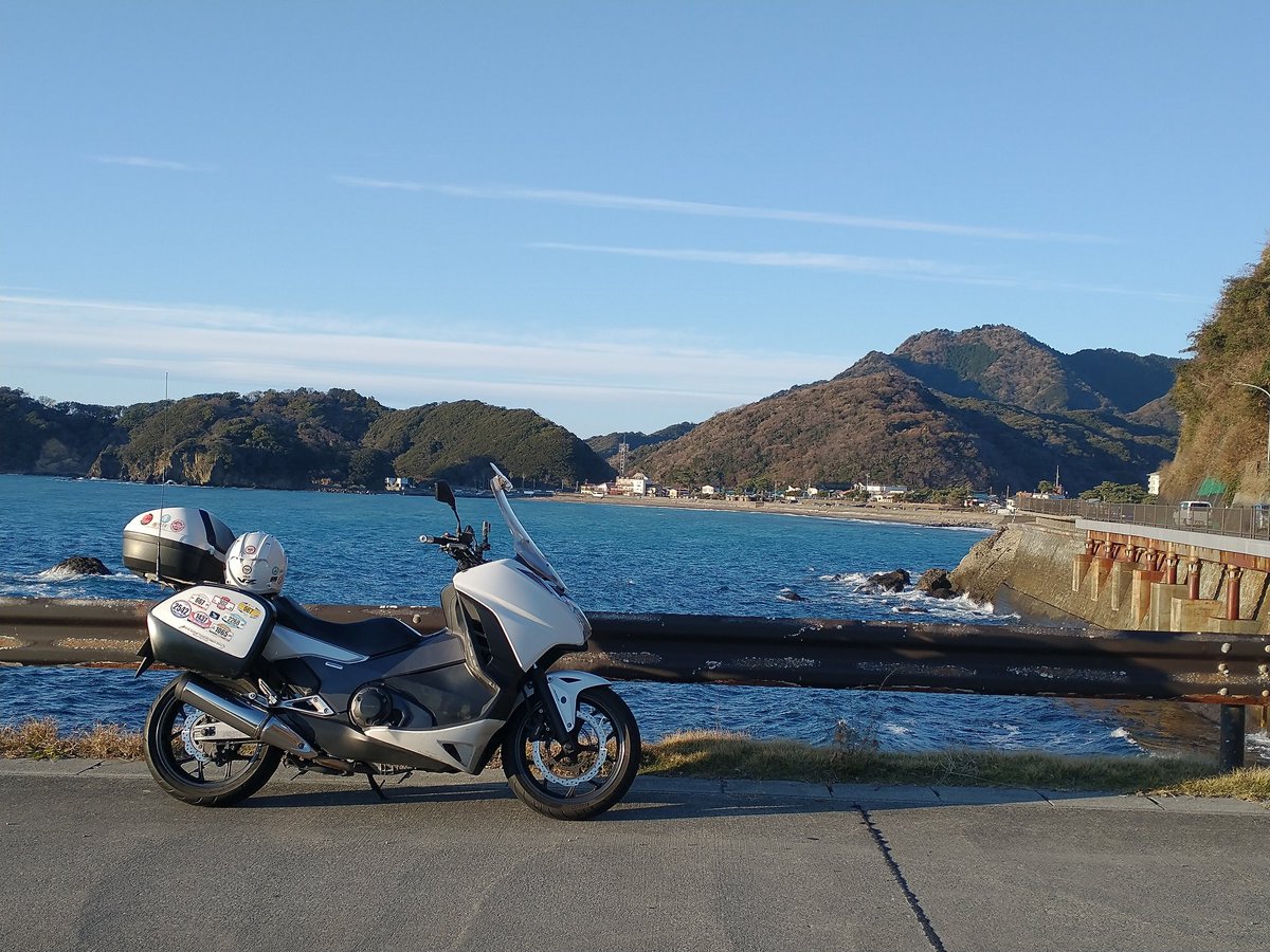 寿司初めのうちに日没になりそうなので。