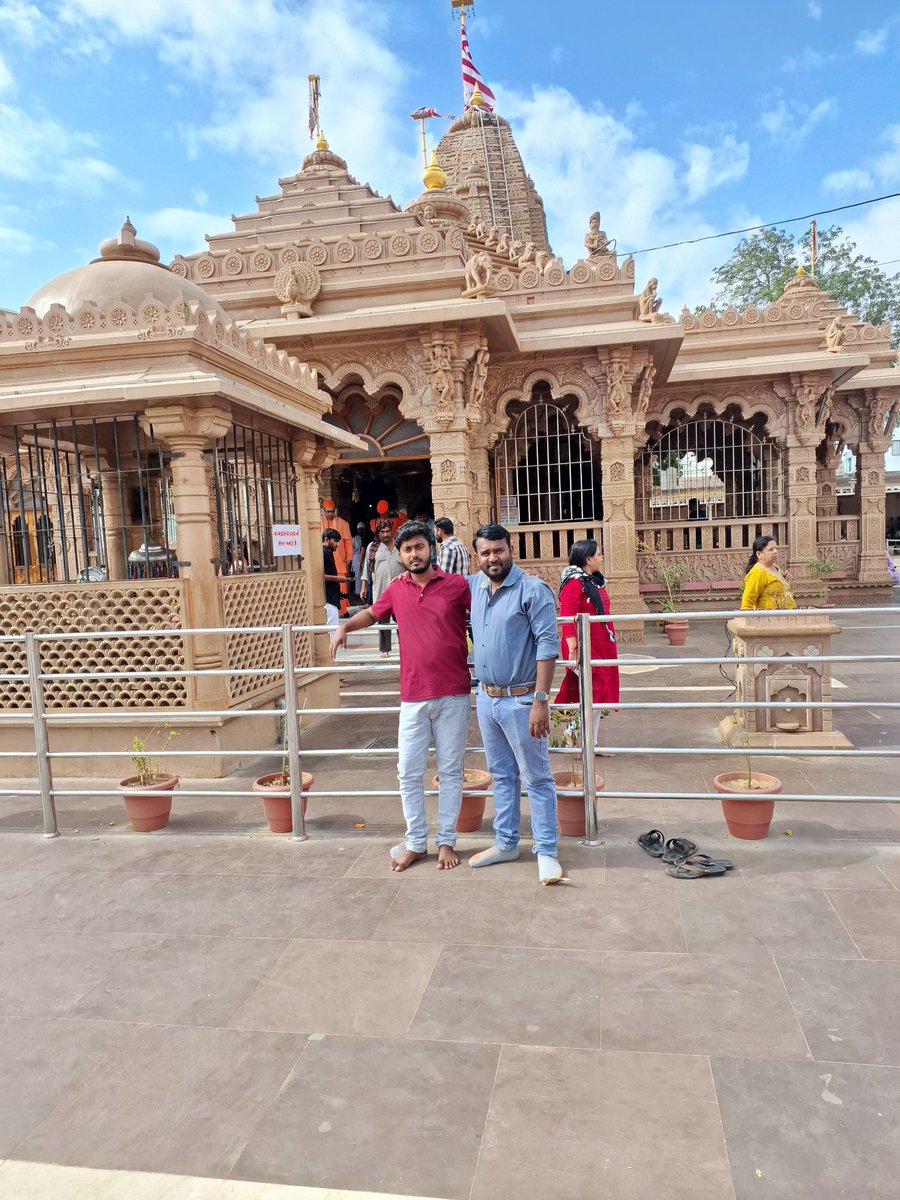 your_subhamkar's tweet photo. દેશ દેવી મા આશાપુરા માતા મંદિર ..🚩
Happy New Year 2026 https://t.co/BZbDuCmTxy