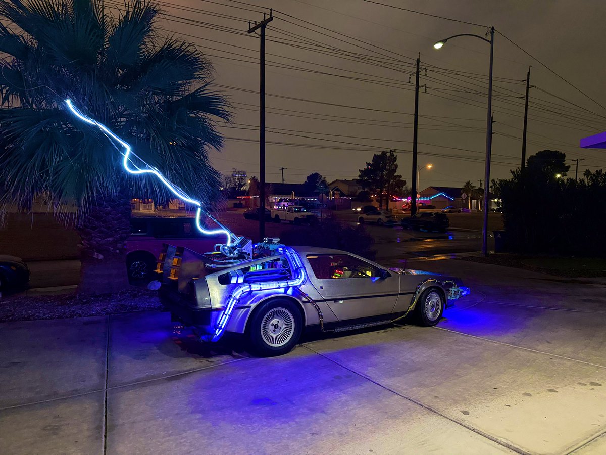 <a href="/LasVegasLocally/">Las Vegas Locally 🌴</a>